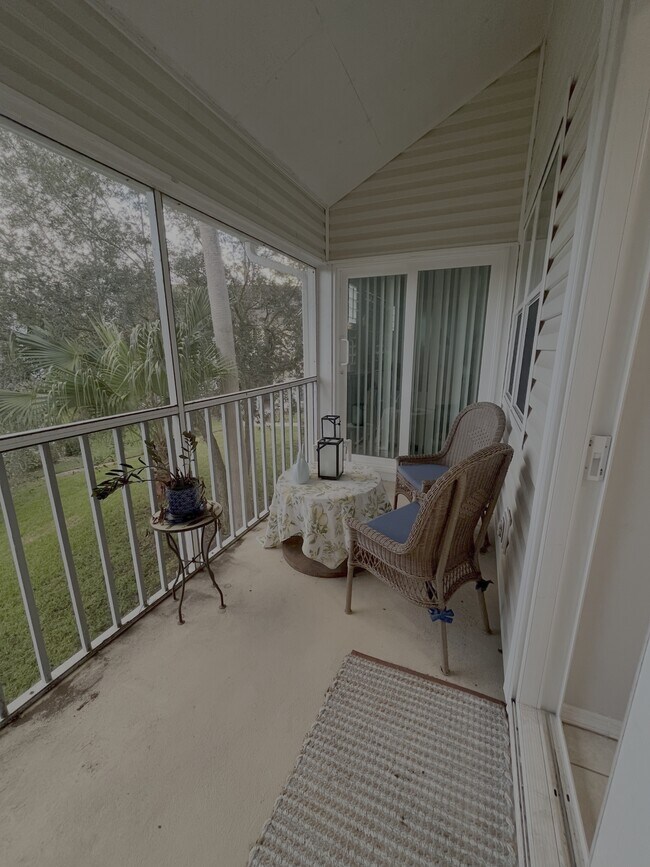 Building Photo - 1924 Westminster Cir