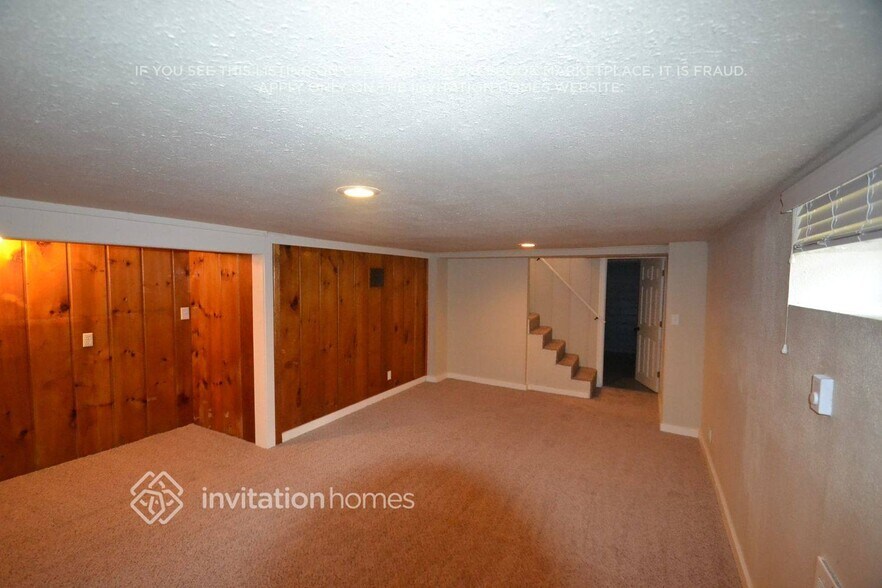 Building Photo - 1307 N Proctor St