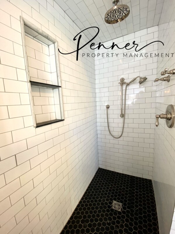 Building Photo - 127 E Kansas Ave