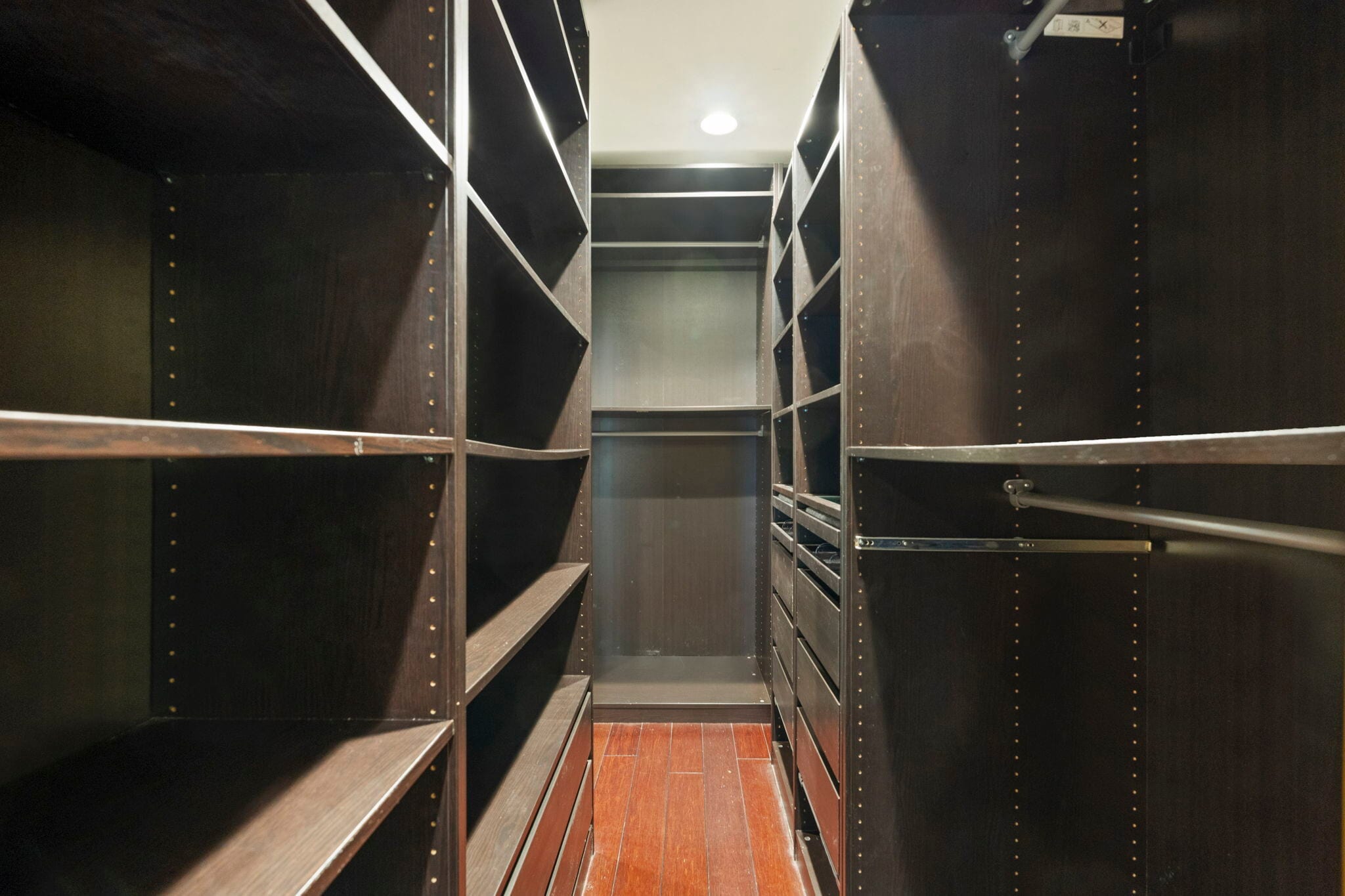 Master Closet - 3113 Raintree Cir