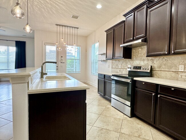 Building Photo - 6157 Castleton Hollow Rd