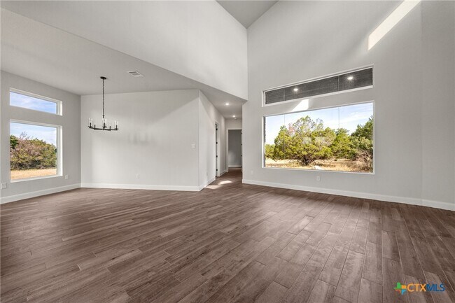 Building Photo - 118 Cap Rock