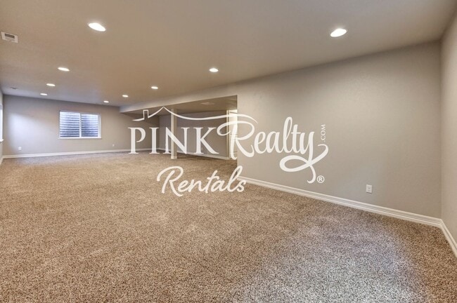 Building Photo - 10716 Ridgepole Dr