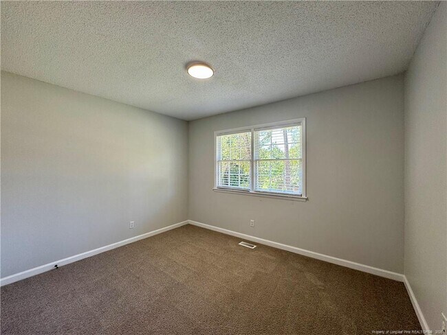 Building Photo - 7605 Jennings Ln
