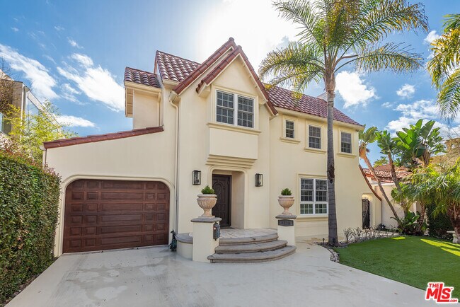 Building Photo - 6138 Maryland Dr