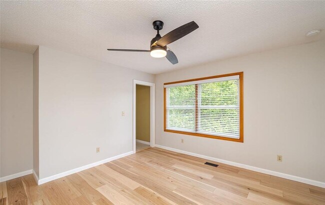 Building Photo - Ranch 3BR-2BA Single-Family House - Washington MO 63090