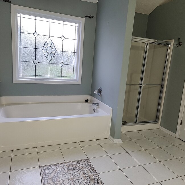 Building Photo - 807 Andora Way SW