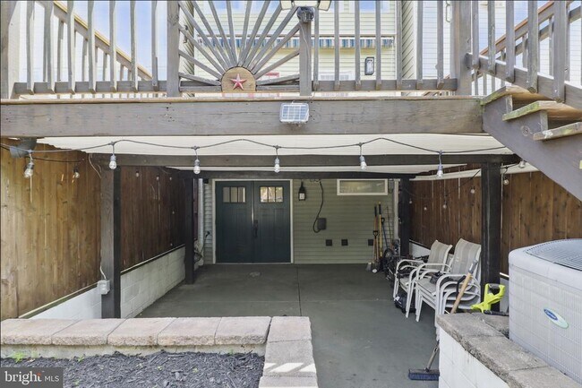Building Photo - 2714 10th St NE