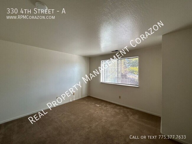 Building Photo - 330 4th St