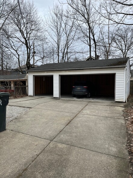 Building Photo - 1643 Coventry Rd