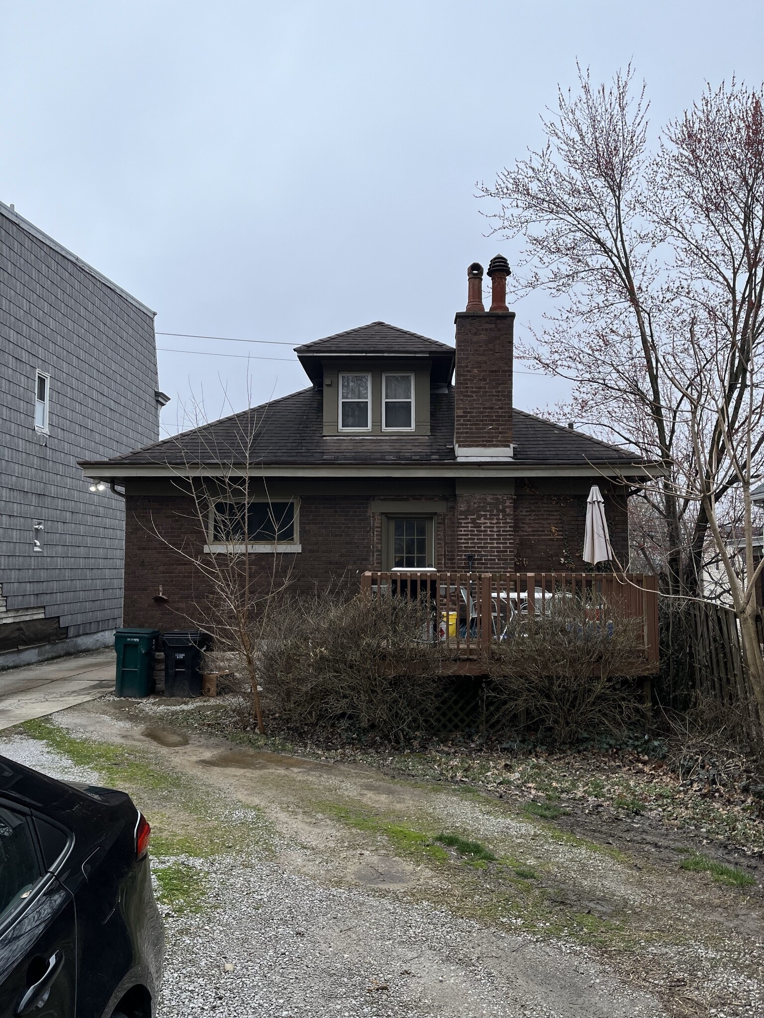 Building Photo - 336 Warner St