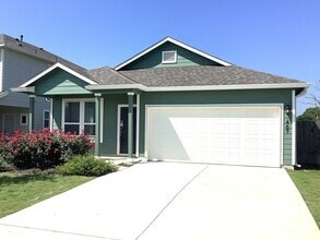 Building Photo - 469 Pebble Bend