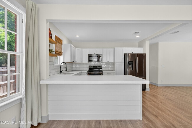 Building Photo - 1519 Belmonte Ave