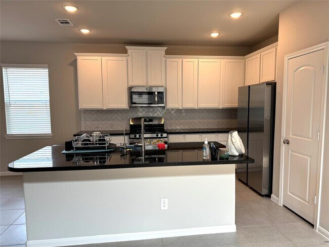 Building Photo - 13847 Evansdale Ln