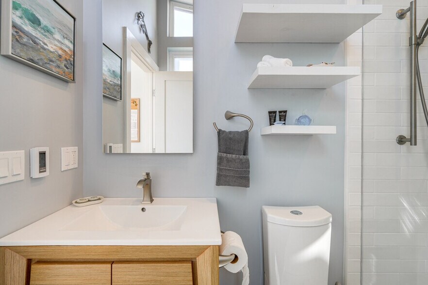 Building Photo - 157 Ave Portola