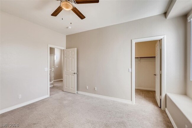 Building Photo - 8318 Hampshire Bay St