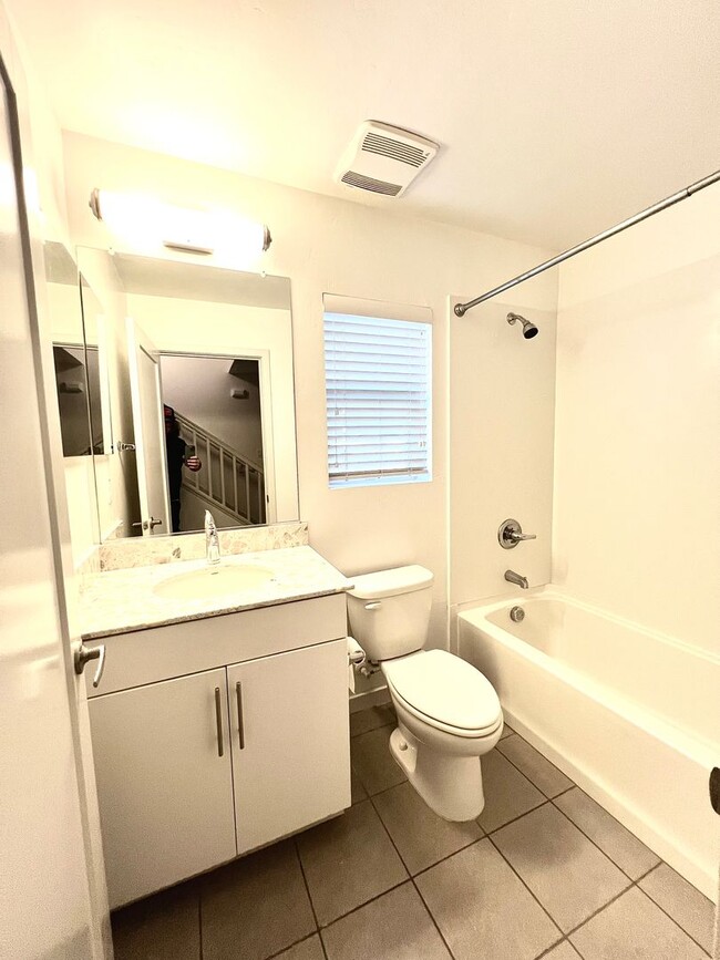 Building Photo - Beautiful 2 Bedroom 2 Bath at the Mills on...