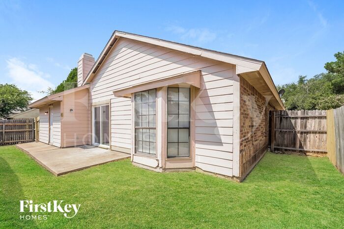 Building Photo - 6763 Dandelion Dr