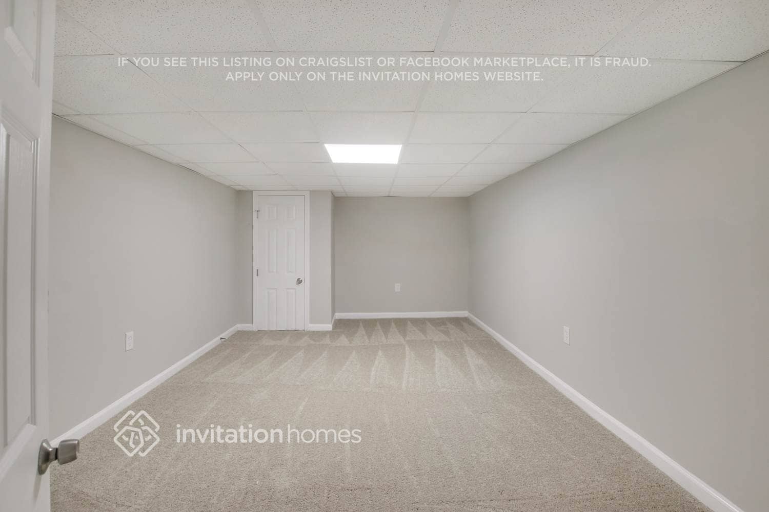 Building Photo - 3552 Meadowview Dr