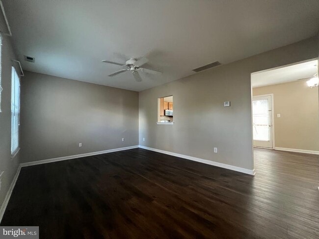 Building Photo - 174 Birch Hollow Dr