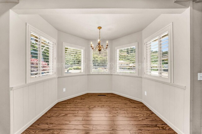 Building Photo - 10160 Sunstar Rd
