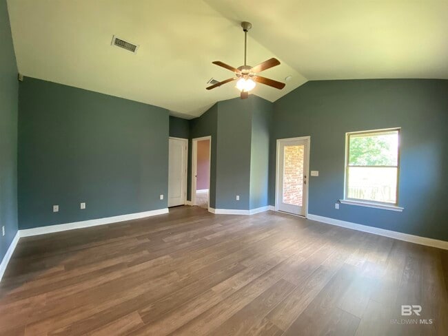 Building Photo - 10608 Dunmore Dr