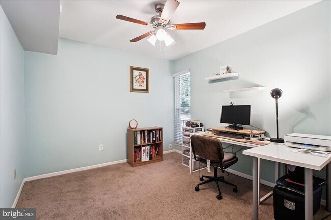 Building Photo - 8505 Barrington Ct