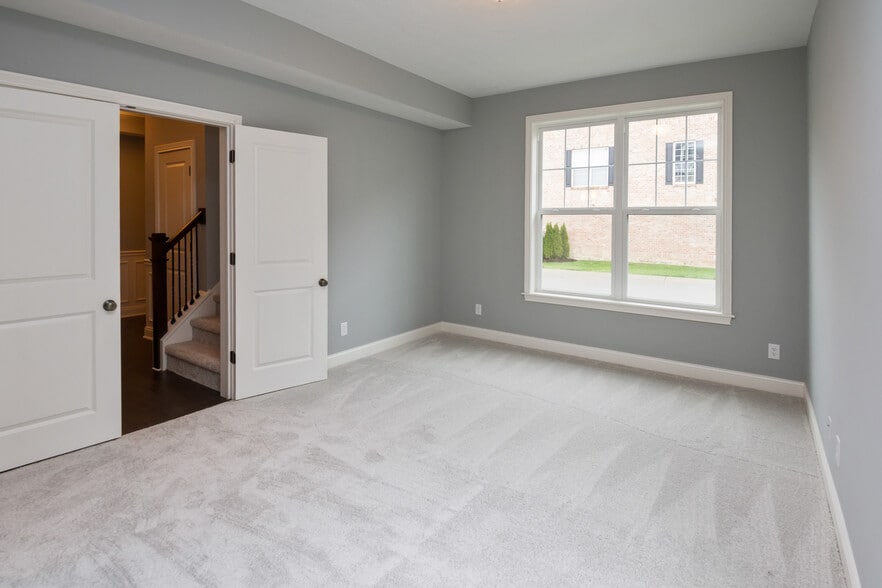 Building Photo - 15295 Mystic Rock Dr