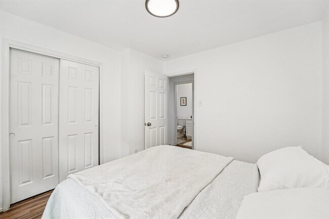 Building Photo - 15307 Sweet Caddie's Dr