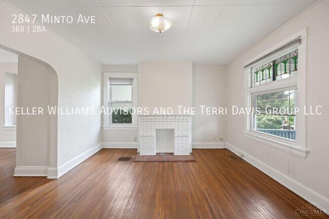 Building Photo - 2847 Minto Ave