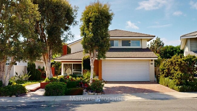 Building Photo - Beautiful Home in Irvine