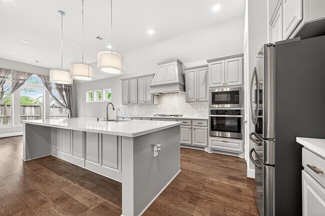 Building Photo - 1835 Brooking Hill Ct