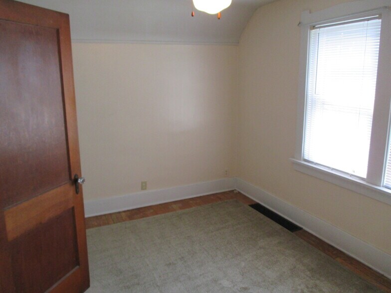 Building Photo - 3202 French St