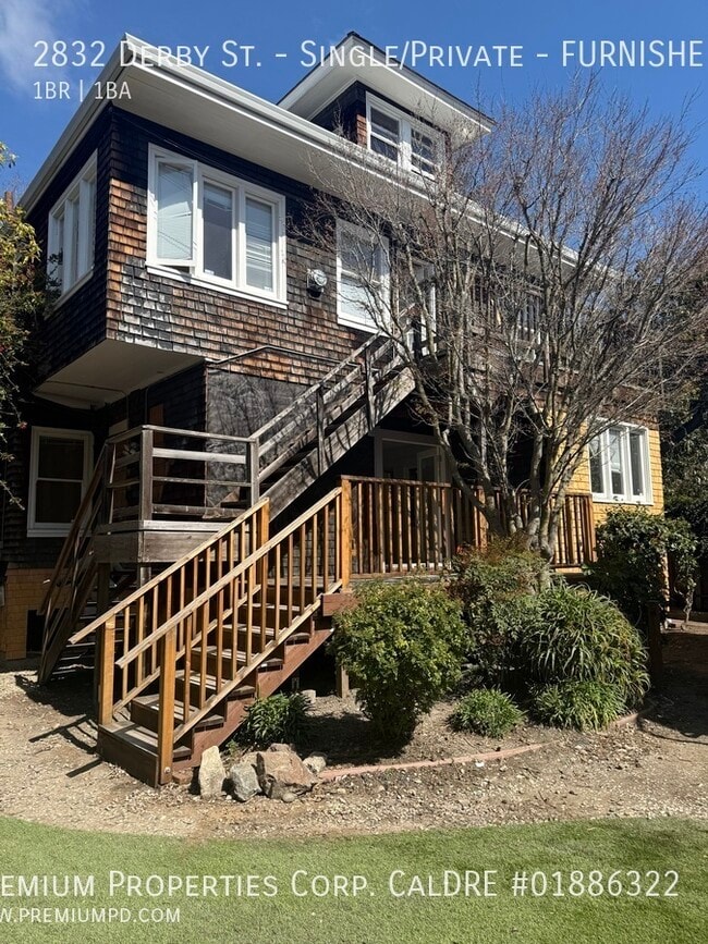Building Photo - 2832 Derby St