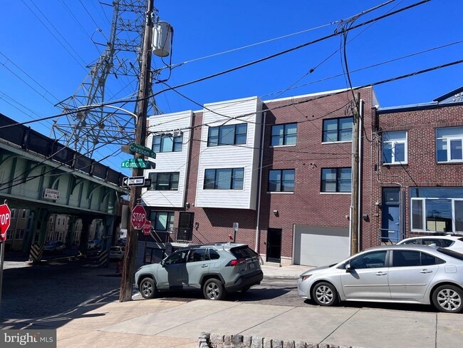 Building Photo - 114 Cotton St