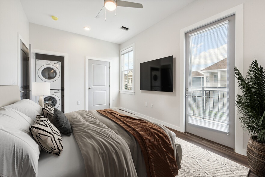 Woodring Apartments - Bedroom - Woodring Apartments I & II