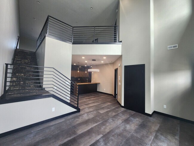 Building Photo - Brand New Townhomes!