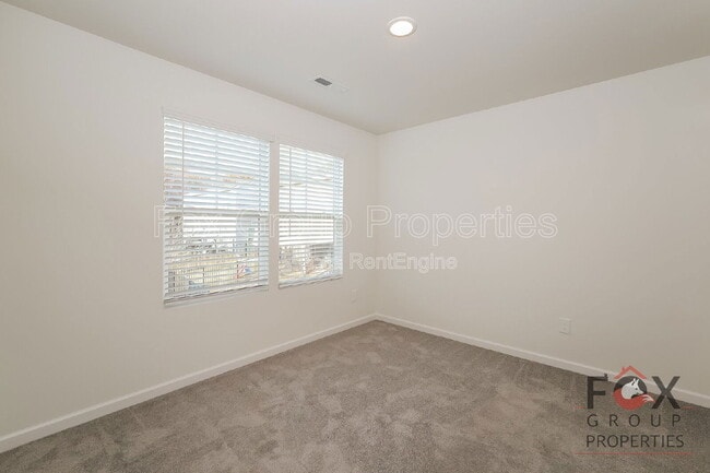 Building Photo - 108 Blakeslee Ct