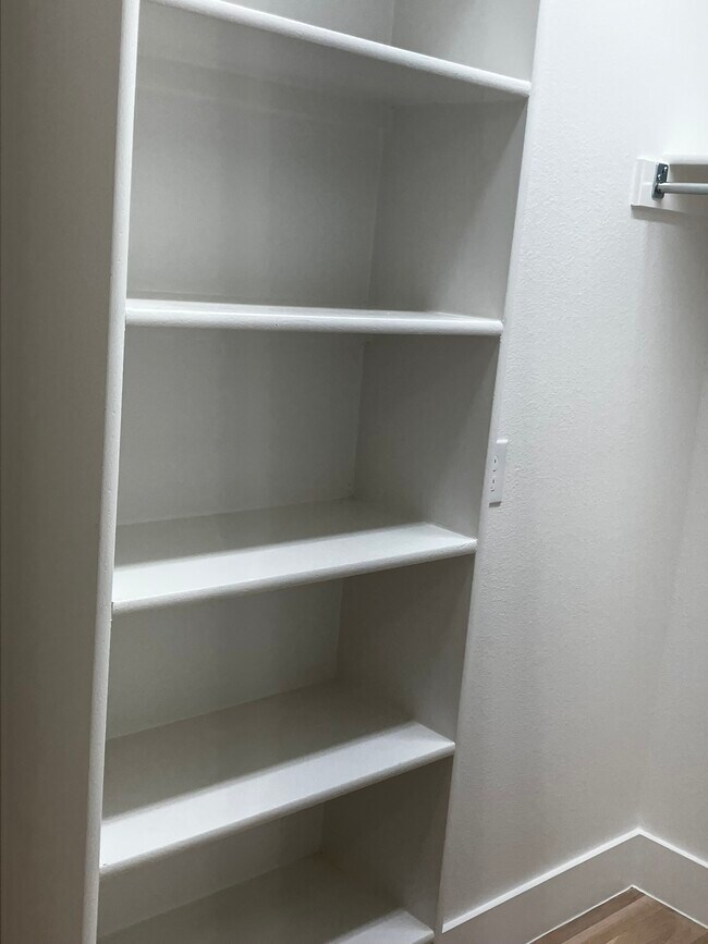 Building Photo - 522 Winners Cir