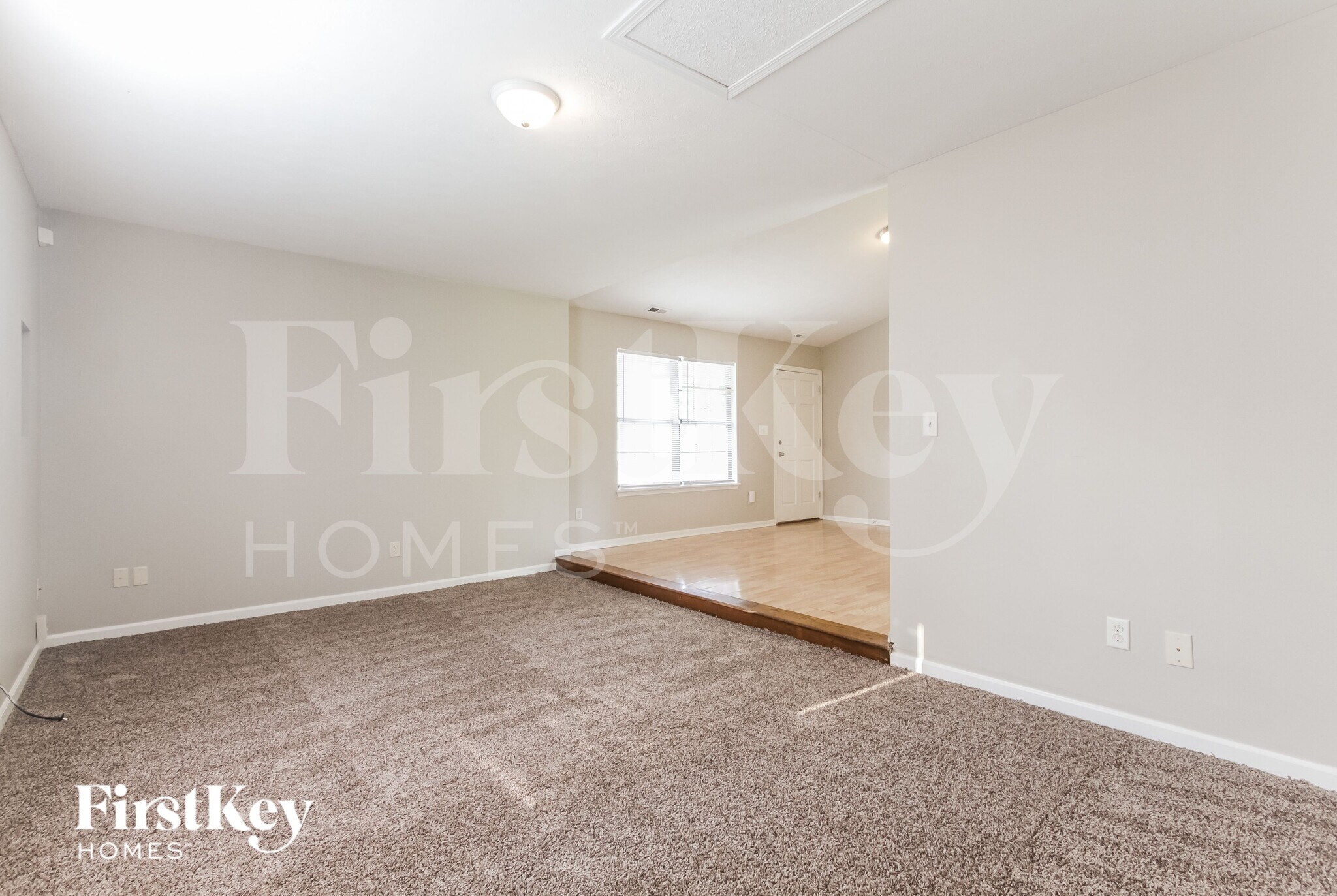 Building Photo - 5613 Simmul Ln