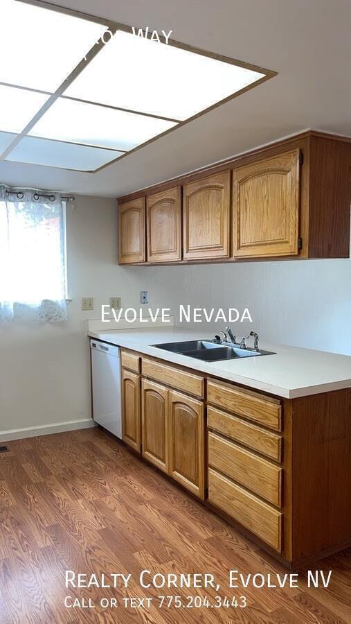 Building Photo - 555 Ferol Way