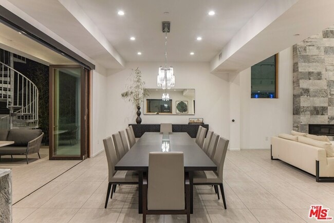 Building Photo - 12443 Sunset Blvd