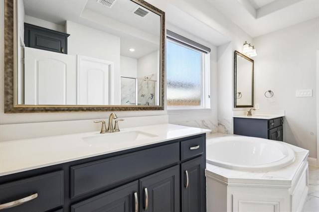 Building Photo - 9562 Halma Trail