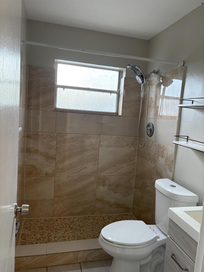 Building Photo - 1704 Citation Dr