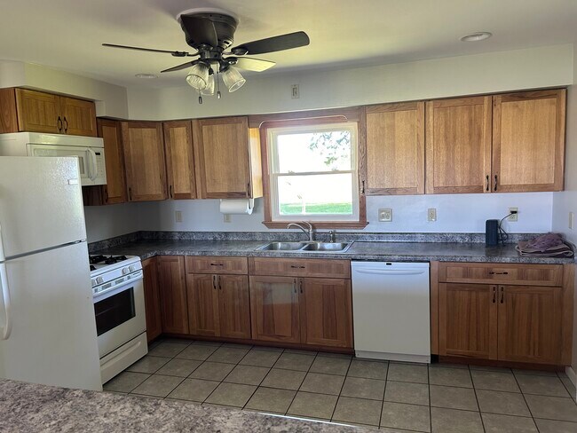 Building Photo - 23700 Widows Rd