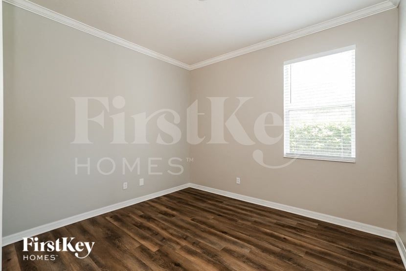 Building Photo - 11737 Summer Springs Dr