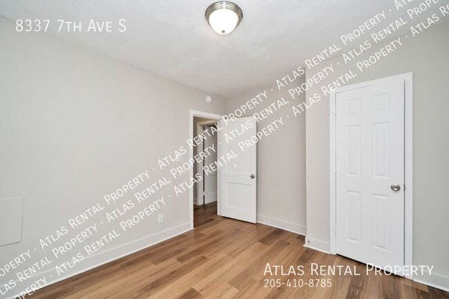 Building Photo - 8337 7th Ave S