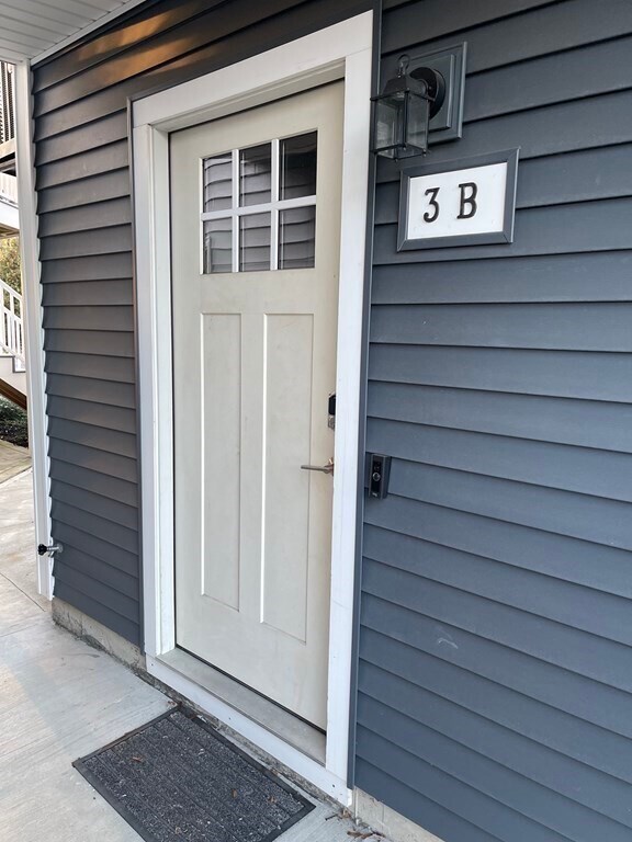 Building Photo - 3B Canal St