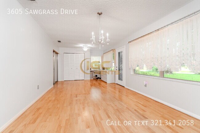 Building Photo - 3605 Sawgrass Dr
