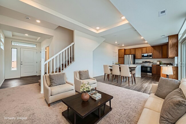 Building Photo - Updated 3-Bed Home with 2-Car Garage in Reunion Metro District